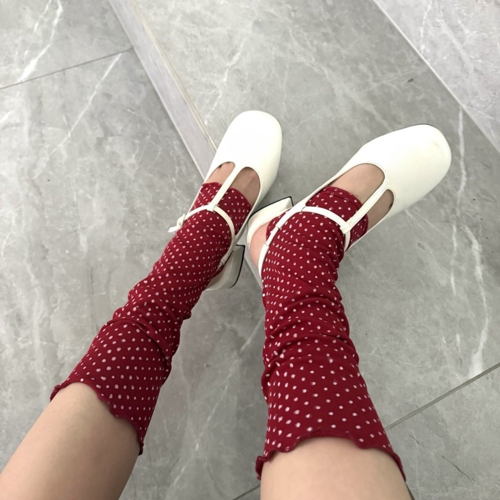 Korean Style Ruffle Edge Polka - đánh giá và giá Knee High Sock Women