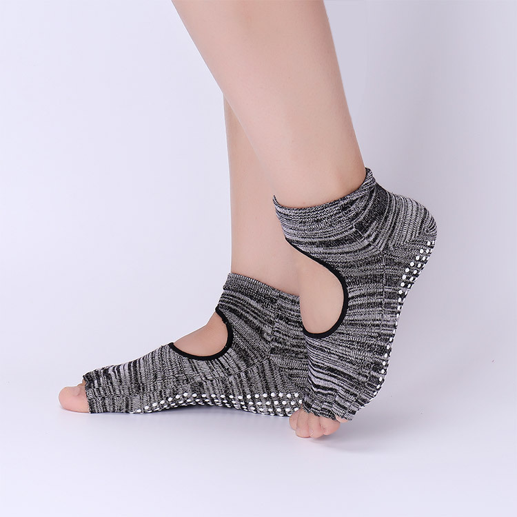 Non-Slip Yoga Socks with Grips - đánh giá và giá Grip Sock Yoga